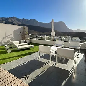 The New & Parking Agaete (Gran Canaria)